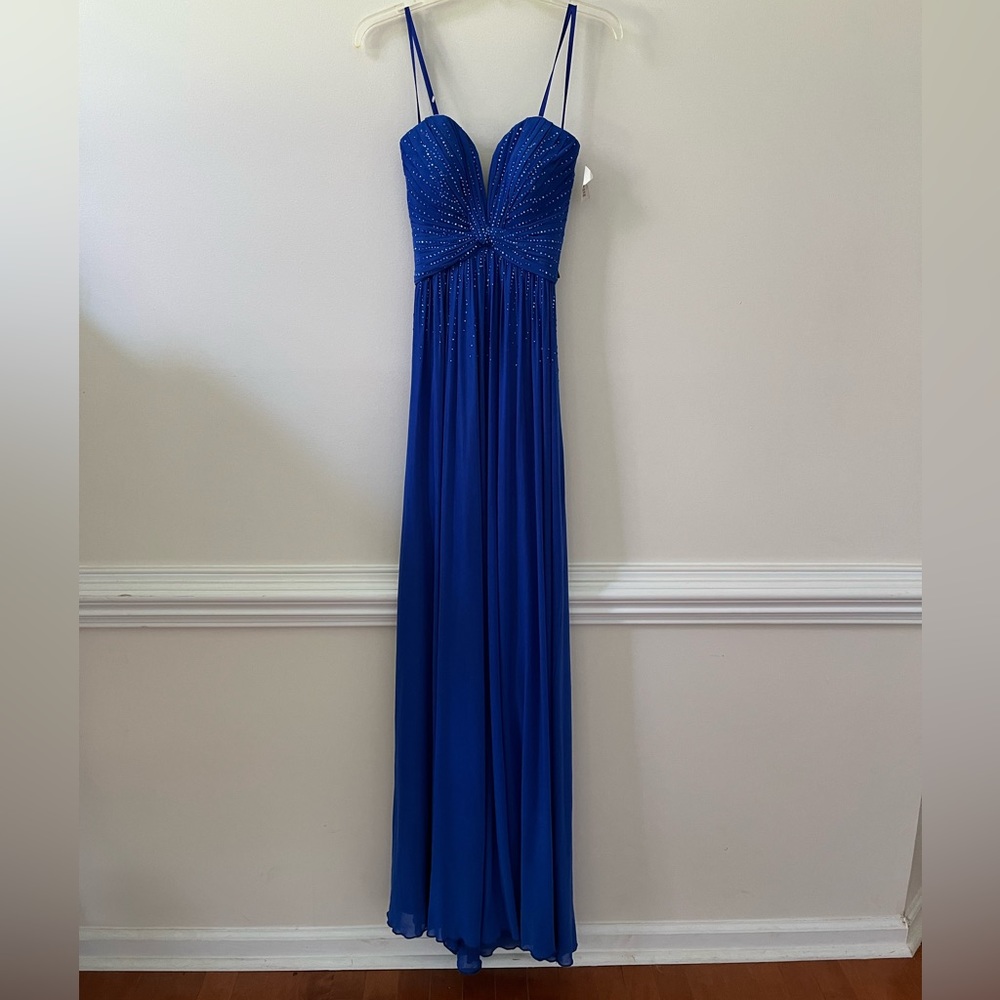 La Femme Dress - Picture 3 of 10